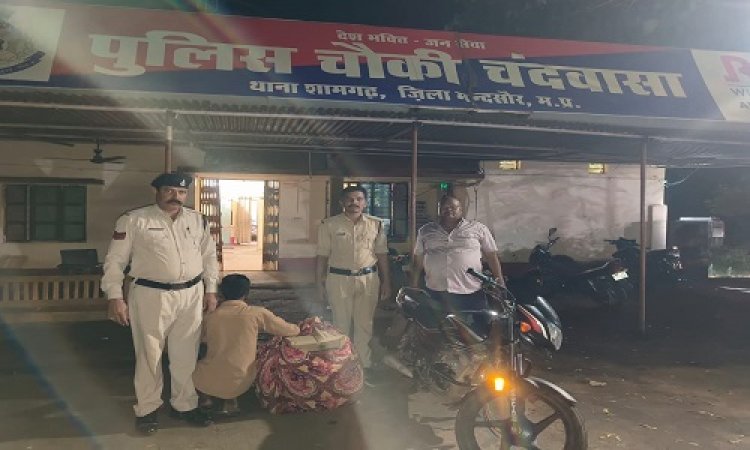 BIG NEWS : शामगढ़ थाने की चंदवासा चौकी पुलिस की बड़ी कार्यवाही, बाइक सवारों से जप्त की अवैध देशी शराब, एक आरोपी गिरफ्तार, तो ये हुआ फरार, तलाश में जुटी पुलिस, पढ़े खबर