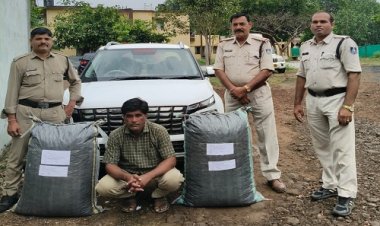 BIG NEWS : टामोटी रोड़ पर कुकड़ेश्वर पुलिस की नाकाबंदी, फिर लक्जरी कार की तलाशी में मिला अवैध नशा, दो कट्टों में भरा डोडाचूरा जप्त, रामपुरा क्षेत्र का तस्कर तेजराम भी गिरफ्तार, पढ़े खबर