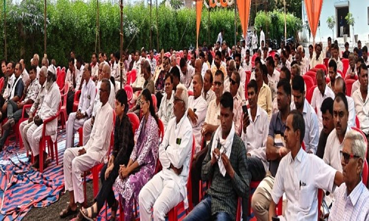 NEWS : पिपलियामंडी में मनाई महात्मा गांधी व लाल बहादूर शास्त्री की जयंती, कनिष्क तिवारी बोले- देश में जन मानस को ब्रिटिश हुकूमत के खिलाफ जगाया, पढ़े खबर