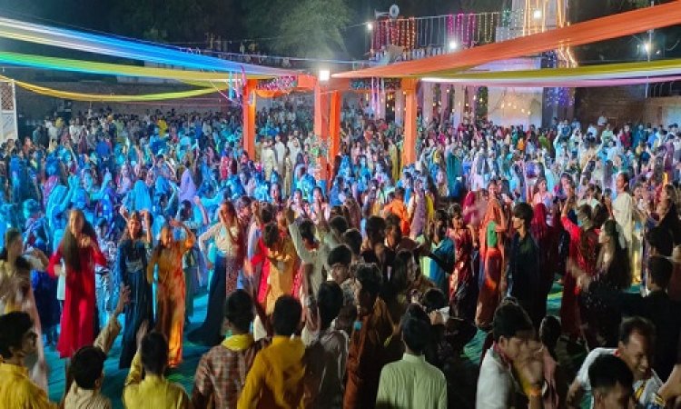 NEWS : दुधाखेड़ी माताजी की भक्ति में झूमे नगरवासी, रामपुरा में पहली बार डांडिया महोत्सव का आयोजन, इन्होंने बढ़-चढ़कर लिया हिस्सा, देर रात तक जमा ये रंग, पढ़े खबर
