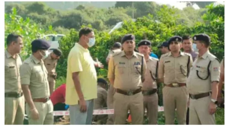OMG! दर्दनाक: पहले युवती की जघन्य हत्या, फिर फूंक डाली लाश, कलाइयां और पंजे बचे, पूरे इलाके में मचा हड़कंप, मृतिका की शिनाख्त अभी बाकी, पढ़े खबर