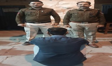 BIG NEWS : मंदसौर के प्रख्यात कवि मुन्ना बैट्री के साथ की धोखाधड़ी, तो कोतवाली थाने पहुंची शिकायत, फिर हरकत में आई पुलिस, और एमपी के इस जिले में दी दबिश, अब आरोपी शांतनु पाटीदार चढ़ा हत्थे, पढ़े खबर