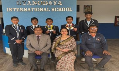 NEWS : राज्य स्तरीय तैराकी प्रतियोगिता में ज्ञानोदय इंटरनेशनल स्कूल ने मारी बाजी, इन विद्यार्थियों ने लहराया नीमच जिले का परचम, स्वर्ण और कांस्य पदक पर जमाया कब्जा, पढ़े खबर