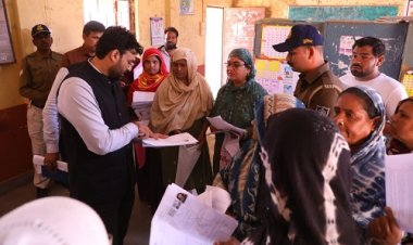 BIG NEWS : नीमच की इन कॉलोनियों में पहुंचे जिला कलेक्टर हिमांशु चंद्रा, एसआईआर कार्य का किया आकस्मिक निरीक्षण, बीएलओ सहित अन्य अधिकारियों को दिए ये निर्देश, पढ़े खबर