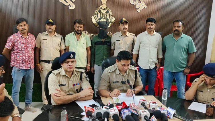 BIG BREAKING : नीमच में चैन स्नेचिंग की बढ़ी घटनाएं, तो SP अंकित जायसवाल ने टीम को किया एक्टिव, और धरा गया जीतू, आरोपी ने नशे की लत के चलते की एक के बाद एक वारदाते, जावी गांव का सुनार भी चढ़ा पुलिस के हत्थे, पढ़े ये खबर