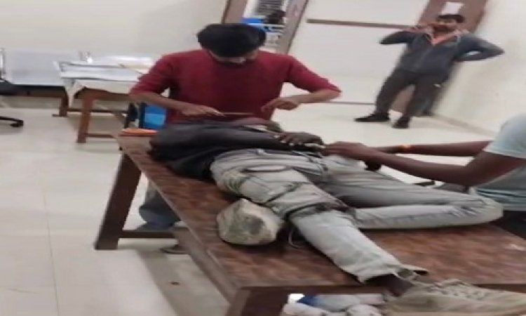 BIG NEWS : नीमच-मनासा रोड़ पर सड़क हादसा, दो युवक गंभीर घायल, प्राथमिक उपचार के बाद जिला अस्पताल किया रैफर, पुलिस जुटी जांच में, पढ़े खबर