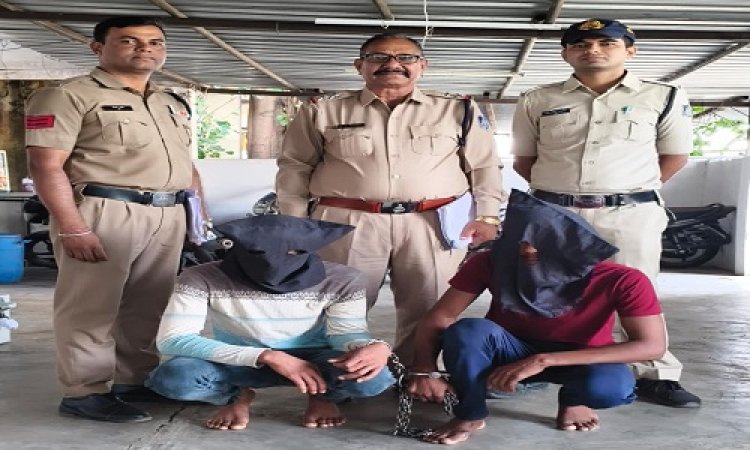 BIG NEWS : घर में जबरन घुसकर सदस्यों को दिखाया चाकू, और लूट को दिया अंजाम, आक्या गांव में हुई बड़ी वारदात का खुलासा, नीमच, मंदसौर और रतलाम की वाटेंड गैंग का पर्दाफाश, मनासा क्षेत्र के आरोपी गिरफ्तार, सोने चांदी के आभूषण व नगदी जप्त, अब इनकी तलाश में जुटी पुलिस, पढ़े खबर