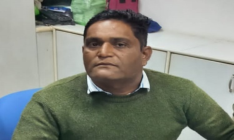 BIG NEWS : मनासा में मौजूद इस बैंक में लोकायुक्त टीम की दबिश, कर्मचारी को रिश्वत लेते रंगे हाथों पकड़ा, इनकी शिकायत के बाद हुआ घूसकांड का खुलासा, पढ़े खबर