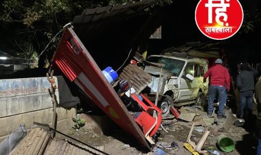 BIG NEWS : आधी रात का वक्त ओर नीमच सिटी रोड पर सरपट दौड़ाती स्कार्पियों, फिर हुआ कुछ ऐसा की बिगड़ा नियंत्रण, ओर एक के बाद एक गुमटीयो को उड़ा डाला, ड्राइवर गंभीर घायल, पढ़े ये खबर