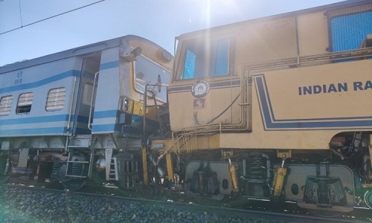 BIG BREAKING : नीमच के हिंगोरिया फाटक के पास बड़ा हादसा, आपस में भिड़े ट्रैन के इंजन, रेलवे विभाग में मचा हड़कंप, अधिकारियों सहित पुलिस मौके पर, इनके घायल होने की भी सूचना, पढ़े खबर