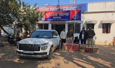 BIG NEWS : शराब तस्करी पर मंदसौर पुलिस का वार,कच्चे रास्ते पर रोकी वेन्यू कार,तो 322 लीटर शराब हुई जब्त,युवक गिरफ्तार,मुख्य सप्लायर की तलाश जारी,पढ़े ये खबर