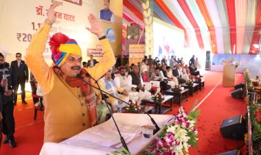 BIG NEWS : विकास की नई राह पर पिपलियामंडी:अंडरब्रिज का भूमि पूजन,ओवरब्रिज का ऐलान,मल्हारगढ़ कार्यक्रम में सीएम डॉ. मोहन यादव और डिप्टी सीएम जगदीश देवड़ा ने दी दोहरी सौगात,पढ़े ये खबर