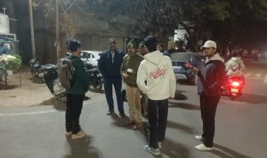 NEWS : सड़क सुरक्षा माह पर चलाया अभियान, नियमों तोड़ने पर कार्रवाई, इस अभियान का मुख्य उद्देश्य सड़क दुर्घटनाओं में कमी लाना और लोगों को सुरक्षित यातायात व्यवहार के प्रति जागरूक करना है, पढ़े खबर