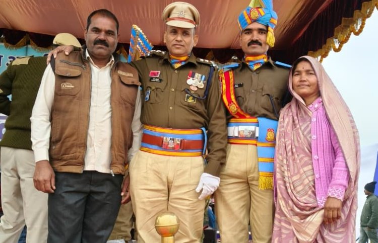 BIG NEWS : छोटे से गांव काचरिया चंद्रावत के आकाश की बड़ी उपलब्धि,पहले CRPF में चयन,और फिर अपनी बेच में रहे यु बेस्ट,की मिला बड़ा सम्म्मान,पढ़े नरेंद्र राठौर की ये खबर