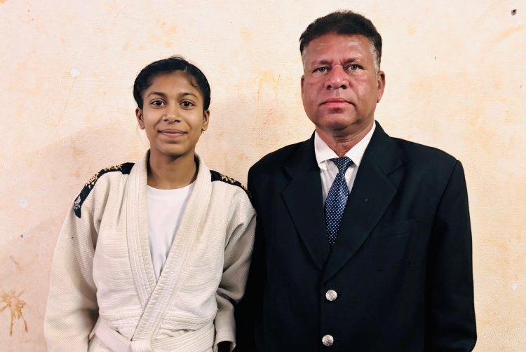 NEWS : राष्ट्रीय शालेय जूडो प्रतियोगिता: नीमच की काजल का म.प्र. टीम में चयन,भरत कुमावत बने प्रशिक्षक,दिल्ली में 30 जनवरी से 3 फरवरी तक होगी प्रतियोगिता,राज्य स्तर पर प्रथम स्थान के आधार पर मिला चयन,पढ़े ये खबर