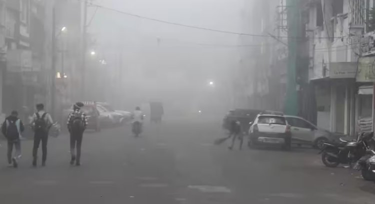 MP WEATHER : नीमच–मंदसौर सहित 14 जिलों के मौसम का बदला मिजाज, बारिश की संभावना; रात में बढ़ेगी ठंड, पढ़े खबर