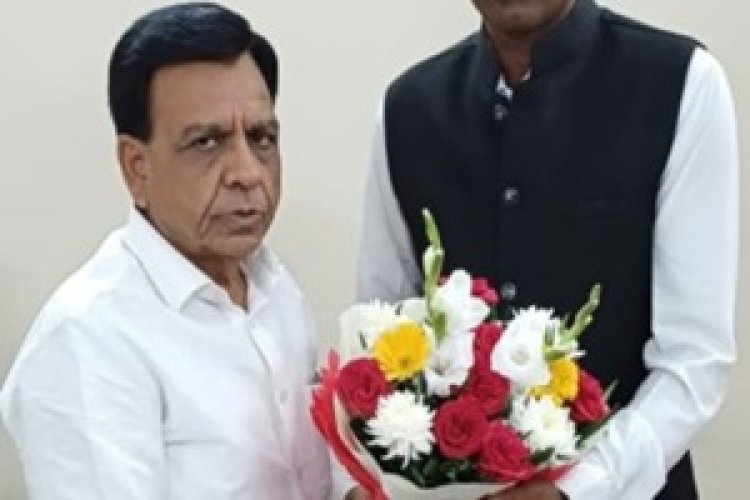 BREAKING NEWS- शिलान्यास पट्ट से नाम गायब होने पर सियासी घमासान, जनपद सदस्य के पति ने जताई नाराजगी, BJP से इस्तीफे के संकेत, पढ़े नरेंद्र राठौर की ये खबर