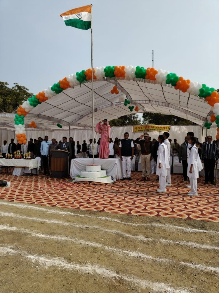 NEWS: रामपुरा में हर्षोल्लास के साथ मनाया राष्ट्रीय पर्व गणतंत्र दिवस, नगर परिषद अध्यक्ष श्रीमती सीमा जितेंद्र जागीरदार ने किया ध्वजारोहण,पढ़े खबर