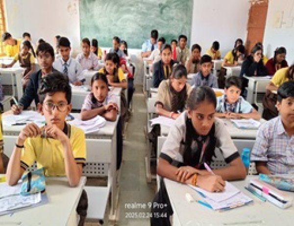 NEWS: कक्षा 5-8 की बोर्ड पैटर्न परीक्षा: जिले में 130 केंद्र तैयार,निष्पक्षता के लिए सख्त इंतजाम,पढ़े खबर