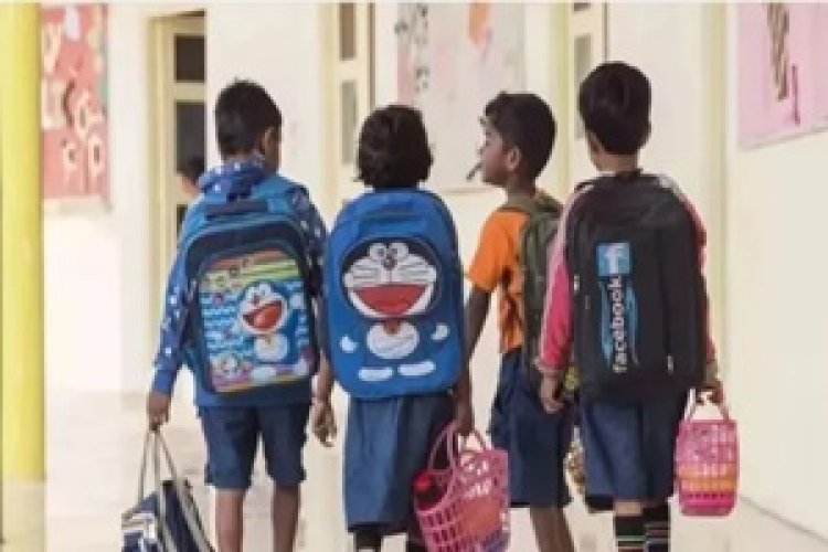 BIG NEWS: BIG NEWS: राजगढ़ छात्रावास में भूख का सच बेनकाब,“दो रोटी पर जिंदा”मासूम, निरीक्षण दौरान खुली व्यवस्था की पोल,मोके पर तहसीलदार ने होटल से मंगवाया खाना, पढ़ें खबर