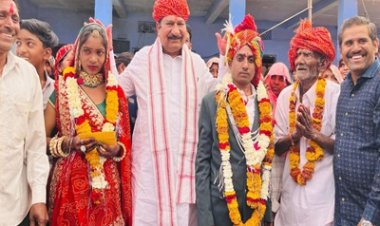 BIG NEWS: विधायक नहीं… बने गरीब बेटी के पिता!”,“राजनीति से ऊपर उठी इंसानियत!”, कन्यादान कर भावुक हुए विधायक दिलीप सिंह परिहार,पूरी शादी की जिम्मेदारी उठाकर पेश की मिसाल,पढ़े खबर