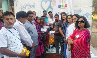 BIG NEWS : शहीद कंचनबाई के साहस को सलाम: जैन इंटरनेशनल ट्रेड ऑर्गेनाइजेशन ने बढ़ाया मदद का हाथ,3 लाख की सहायता,मधुमक्खियों के हमले में 20 बच्चों की जान बचाकर शहीद हुई आंगनवाड़ी कार्यकर्ता के परिवार को मिला संबल,मानवता और सेवा की मिसाल बनी जिटो,पढ़े ये खबर