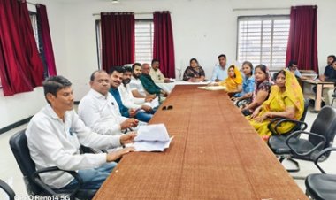 NEWS: पिपलियामंडी नगर परिषद की बैठक सम्पन्न, 2026-27 का बजट सर्वसम्मति से पास, 47 नामांतरण मंजूर, जनता को राहत देते हुए कोई नया कर नहीं, पढ़े खबर