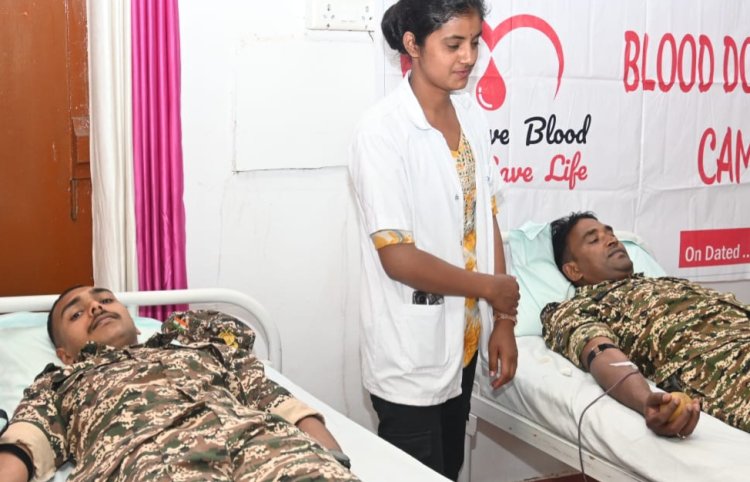 BIG NEWS: CRPF के 87वें स्थापना दिवस पर नीमच ग्रुप सेंटर में रक्तदान शिविर,किया जवानों और अधिकारियों ने बढ़-चढ़कर रक्तदान,पढ़े खबर 
