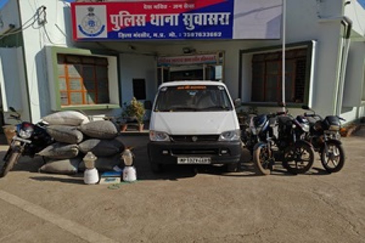 BIG BREAKING NEWS : खेत बना डोडाचूरा का अड्डा,पड़ी सुवासरा पुलिस की रेड,हुआ 141 किलो मादक पदार्थ जप्त,अँधेरे का फायदा उठाकर हुए आरोपी फरार,पढ़े खबरपढ़े खबर