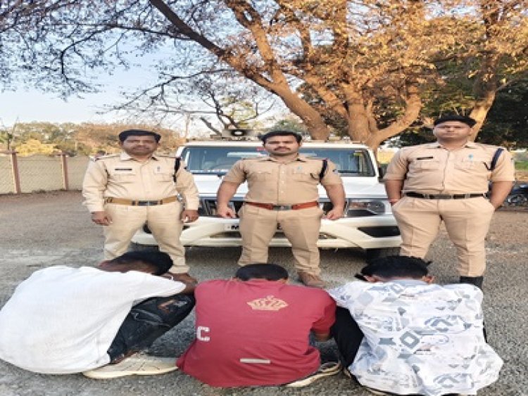 SUPER BREAKING : राजस्थान से मंदसौर में होने वाली थी नशे की बड़ी सप्लाई,आ गई भानपुरा पुलिस,किया  प्लान फेल,MD पाउडर और डोडाचूरा जप्त कर विश्‍निया निवासी दशरथसिंह सहित राजस्थान के 2 तस्कर किये गिरफ्तार,पढ़े खबर