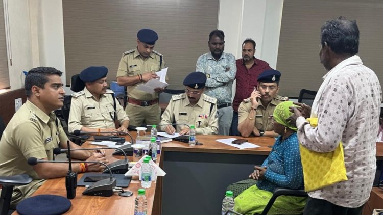 जनसुनवाई: “जनता की फरियाद पर तुरंत एक्शन! एसपी विनोद मीणा की जनसुनवाई में 34 शिकायतों का मौके पर निराकरण,थानों को दिये तत्काल कार्रवाई के निर्देश,पढ़े खबर