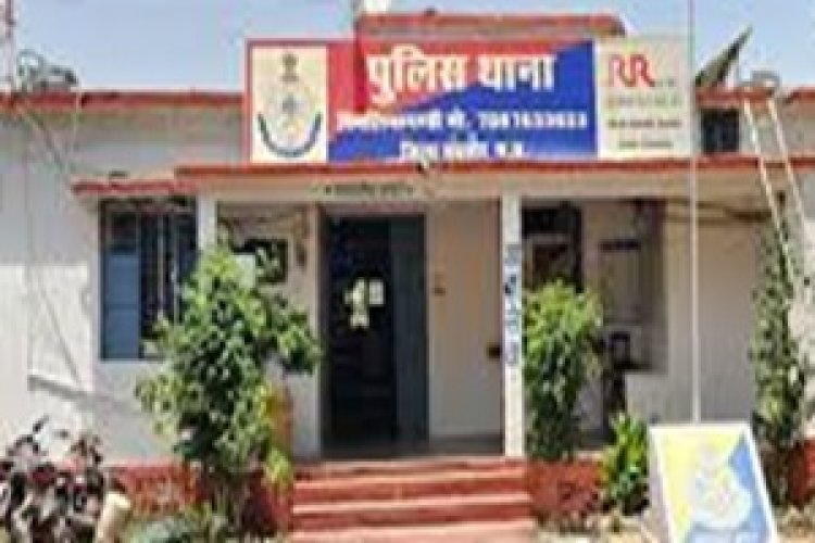 BIG NEWS : “वरना कार में भरकर ले जा रहा था ‘नशे का जखीरा’! पिपलियामंडी पुलिस की पड़ी रेड, 45 किलो डोडा चूरा जब्त,1 तस्कर गिरफ्तार,पढ़े खबर