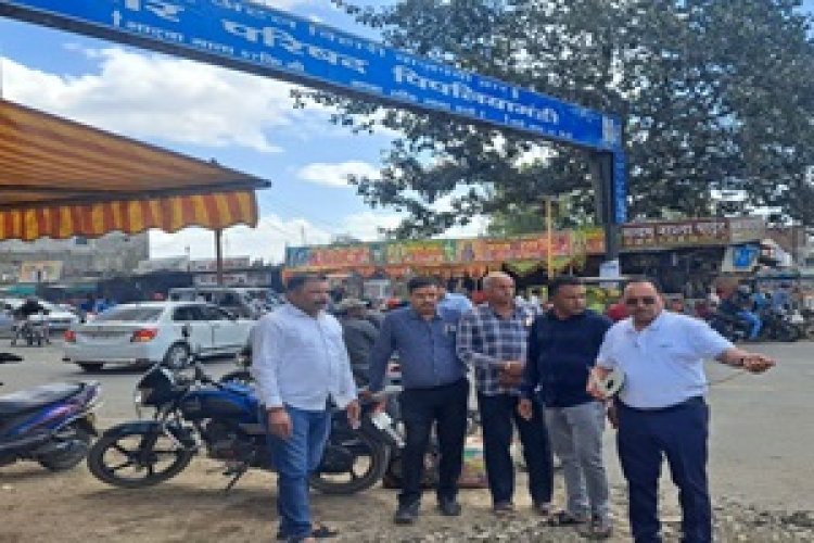 NEWS: महू-नीमच हाईवे की चौपाटी अब चमकेगी 65 फीट ऊंची रोशनी से, डिप्टी CM की मंजूरी के बाद तेज़ी से शुरू हुआ हाई मास्क प्रोजेक्ट, आज हुआ निरीक्षण और नपती कार्य, पढ़े खबर