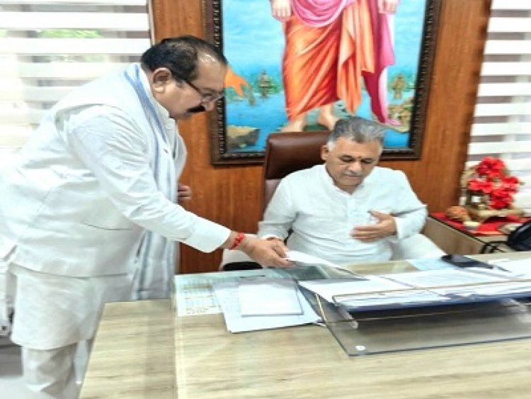 BIG NEWS: नीमच में शिक्षा क्रांति का बिगुल,विधायक दिलीपसिंह परिहार के प्रयासों से 2.83 करोड़ की सौगात, अब कॉलेज बनेगा आधुनिक सुविधाओं का हब, पढ़े खबर 