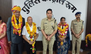 BIG NEWS : नीमच पुलिस के तीन अधिकारी एवं कर्मचारी हुए सेवानिवृत्त, सम्मानपूर्वक दी गई विदाई, पुलिस अधीक्षक अंकित जायसवाल ने भेंट किए स्मृति चिन्ह, कुछ यूं किया सम्मान, पढ़े खबर