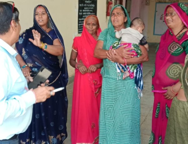 NEWS : रतनगढ़ में विकास के दावों की पोल खुली, वार्ड 13 की महिलाओं का नगर परिषद पर धावा, गड्ढे, गंदगी और अधूरे वादों पर फूटा गुस्सा, पढ़े खबर