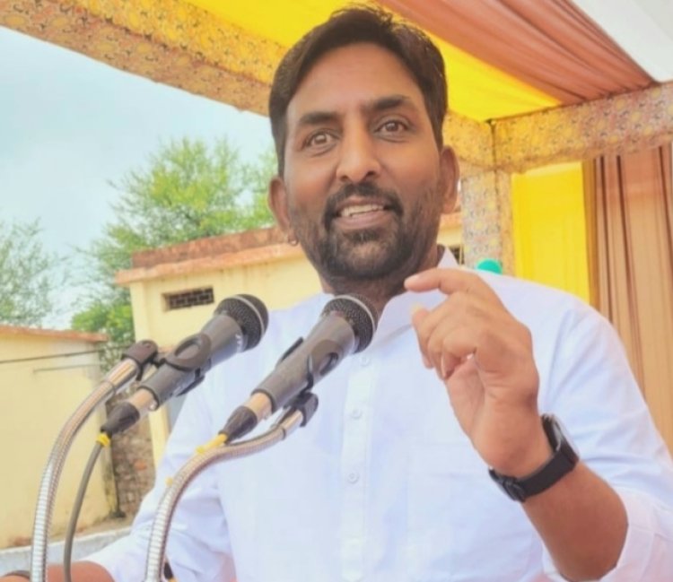 NEWS: “किसान का बेटा कहने वाली सरकार बेनकाब – ब्लॉक कांग्रेस कमेटी के पूर्व अध्यक्ष विनोद दक का हमला, सैटेलाइट बना मज़ाक, सिस्टम की मार से किसान बेहाल, पढ़े खबर