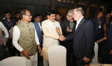 BIG NEWS : "ब्रिक्स मंच पर बढ़ी मध्यप्रदेश की वैश्विक पहचान, राज्यसभा जीत के बाद कांग्रेस को सीएम मोहन की दो टूक","इंदौर में विदेशी मेहमानों के सम्मान में भव्य रात्रिभोज, बोले- कांग्रेस आत्ममंथन करे, जनता का भरोसा भाजपा के साथ",पढ़े ये खबर