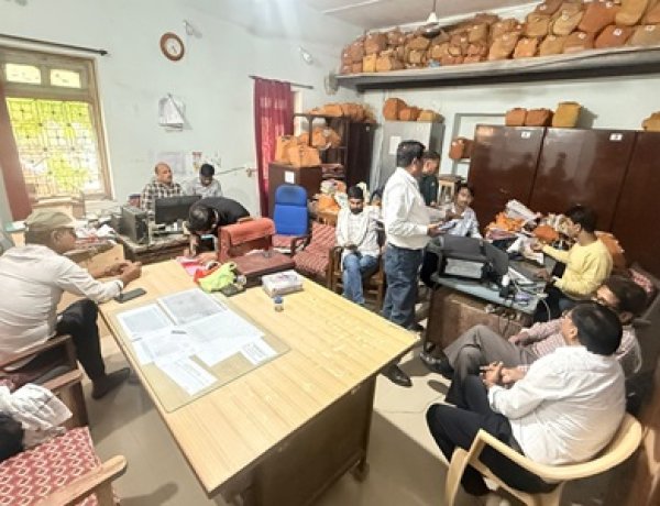 BIG BREAKING: इलाज के लिए छुट्टी मंजूर कराने की कीमत 3 हजार! मंदसौर वन विभाग का स्थापना प्रभारी लोकायुक्त के जाल में रंगे हाथों गिरफ्तार, पढ़े खबर