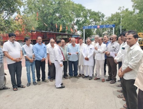 BIG NEWS: पिपलिया स्टेशन को रेलवे का बड़ा जंक्शन बनाने की मांग तेज, नई रेल लाइन से लेकर कई ट्रेनों के ठहराव हेतु रेल मंत्री और डीआरएम को भेजा गया विस्तृत ज्ञापन, पढ़े खबर