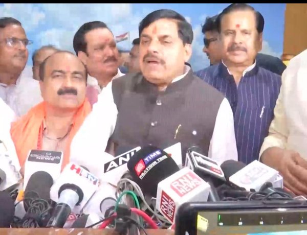 BIG NEWS: भाजपा समाज के हर वर्ग को साथ लेकर बढ़ रही आगे, निषादराज की गौरवशाली परंपरा का हुआ सम्मान, मप्र से भाजपा के तीसरे प्रत्याशी महेश केवट ने किया नामांकन  दाखिल, मुख्यमंत्री सहित वरिष्ठ नेता भी रहे मौजूद,पढ़े खबर