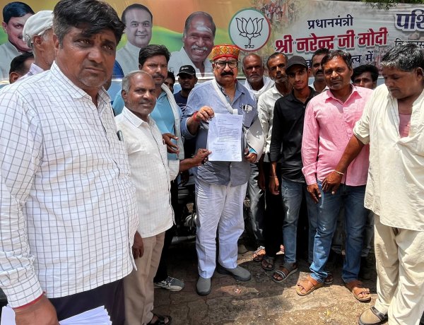 BREAKING NEWS :"जीरन में आखिर किस बात ने मचा दिया हड़कंप? क्यों सैकड़ों किसान पहुंचे विधायक के दरबार में, किस प्रस्ताव ने बढ़ा दी जमीन, बगीचों और खेती को लेकर बड़ी चिंता?", क्या है पूरा मामला पढ़े ये खबर