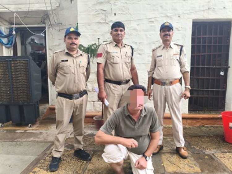 BREAKING NEWS : मंदसौर शहर कोतवाली थाना पुलिस का ड्रग्स माफियाओं पर बड़ा प्रहार, 500 ग्राम MD और अफीम तस्करी केस में 'बाबू सिंधी' गिरफ्तार, अब तक 7 आरोपी सलाखों के पीछे, पढ़े खबर