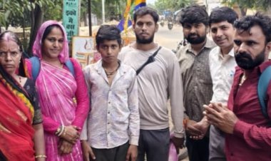 NEWS: चीताखेड़ा में उप सरपंच विकास प्रजापत की अनूठी पहल, रामदेवरा जाने वाले पैदल यात्रियों के लिए 5 दिन तक चाय-नाश्ता नि:शुल्क, जीता सेवा भाव ने श्रद्धालुओं का दिल, पढ़े खबर