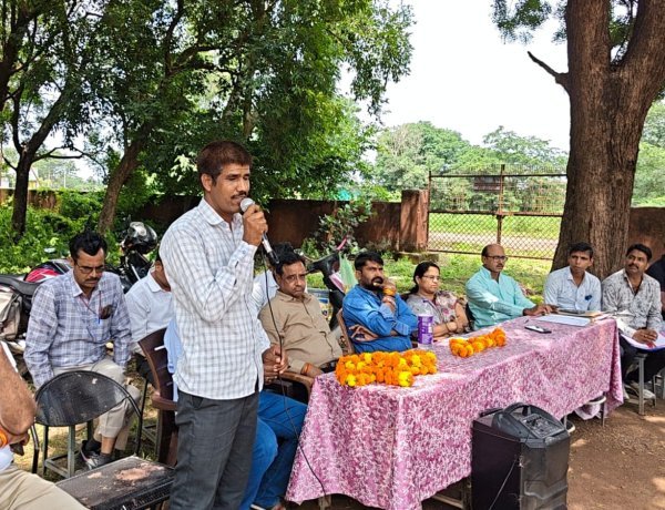 NEWS: जीरन में खेल मैदान पर दिखा दमखम, 15 टीमों ने खो-खो में आजमाई ताकत, जिला स्तरीय मुकाबले के लिए चुने जाएंगे प्रतिभावान खिलाड़ी, पढ़े खबर