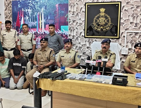 BIG NEWS: गरोठ में एटीएम कटिंग गैंग का बड़ा खुलासा! गैस कटर से ATM काटकर 6 लाख उड़ाने वाले अंतरराज्यीय गिरोह के 3 शातिर गिरफ्तार, पढ़े खबर