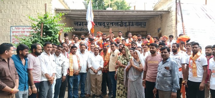 NEWS: देवनारायण की भक्ति में निकला आस्था का सैलाब! युवाओं की पैदल यात्रा ने बढ़ाया जोश, जनप्रतिनिधियों ने किया भव्य स्वागत, पढ़े खबर