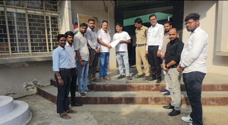NEWS: मनासा में गरबा आयोजनों पर रोक की मांग, सर्व हिंदू समाज ने थाने में सौंपा ज्ञापन, पढ़े खबर